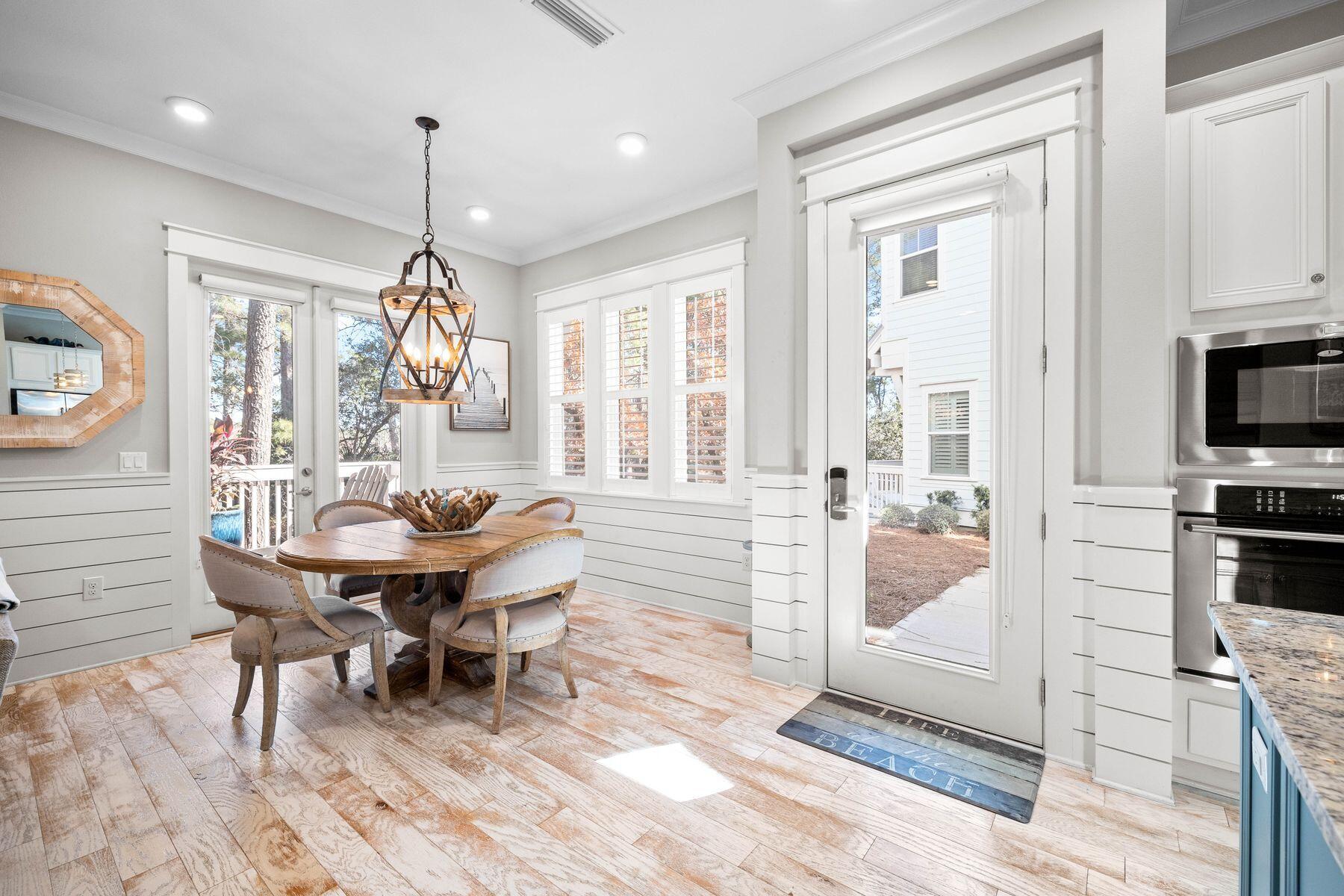 138 E Pine Lands Loop B