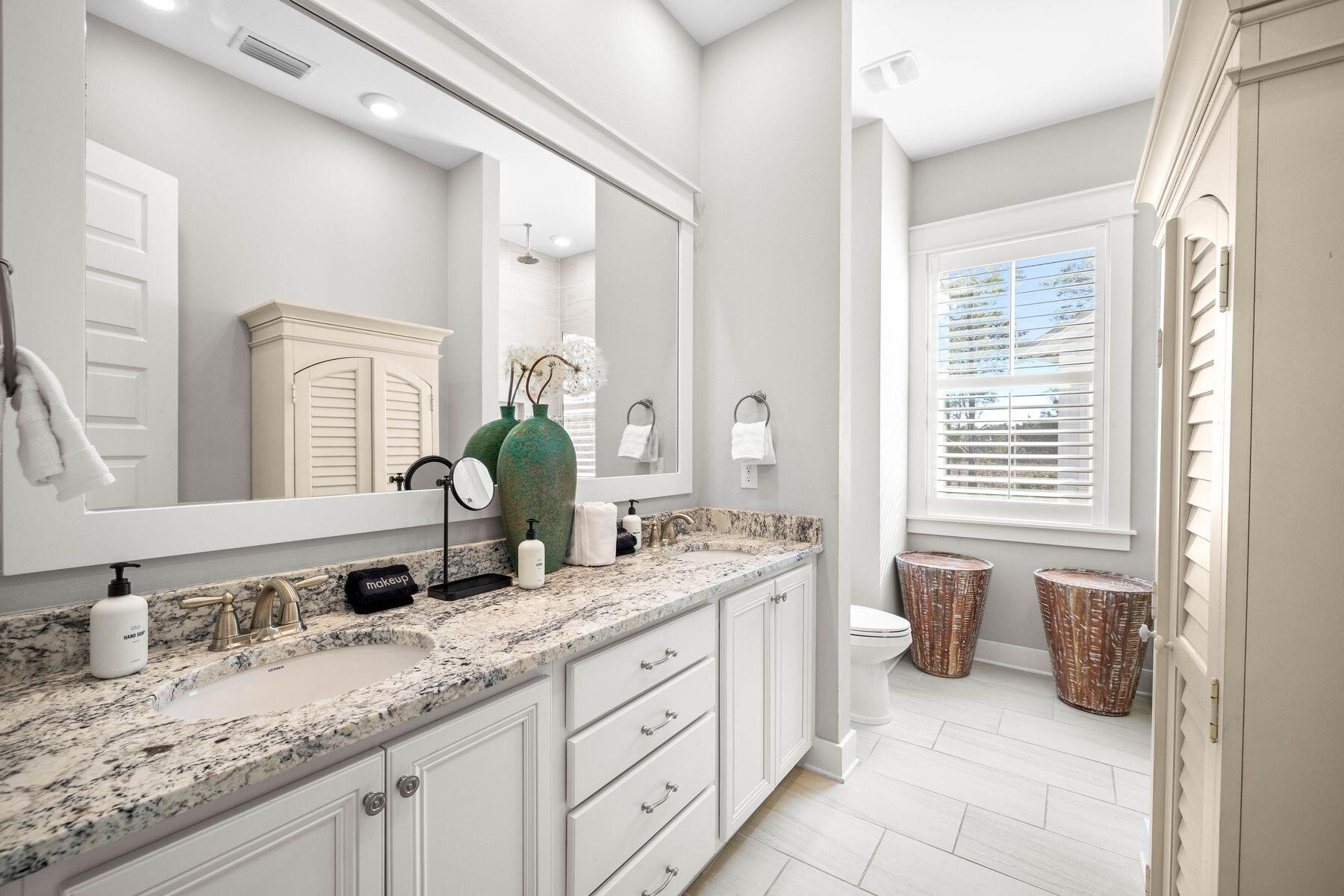138 E Pine Lands Loop B