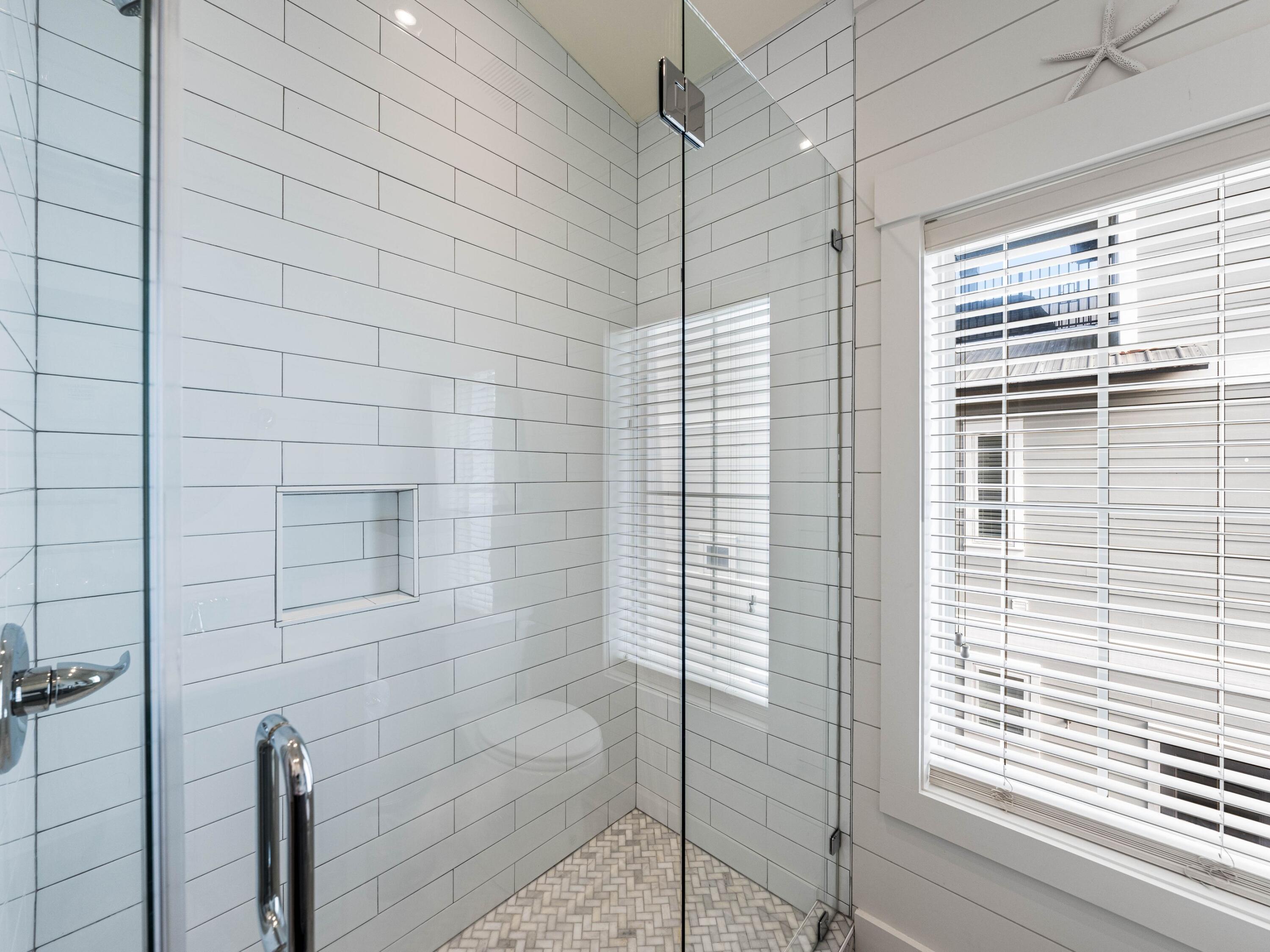 214 E Blue Crab Loop