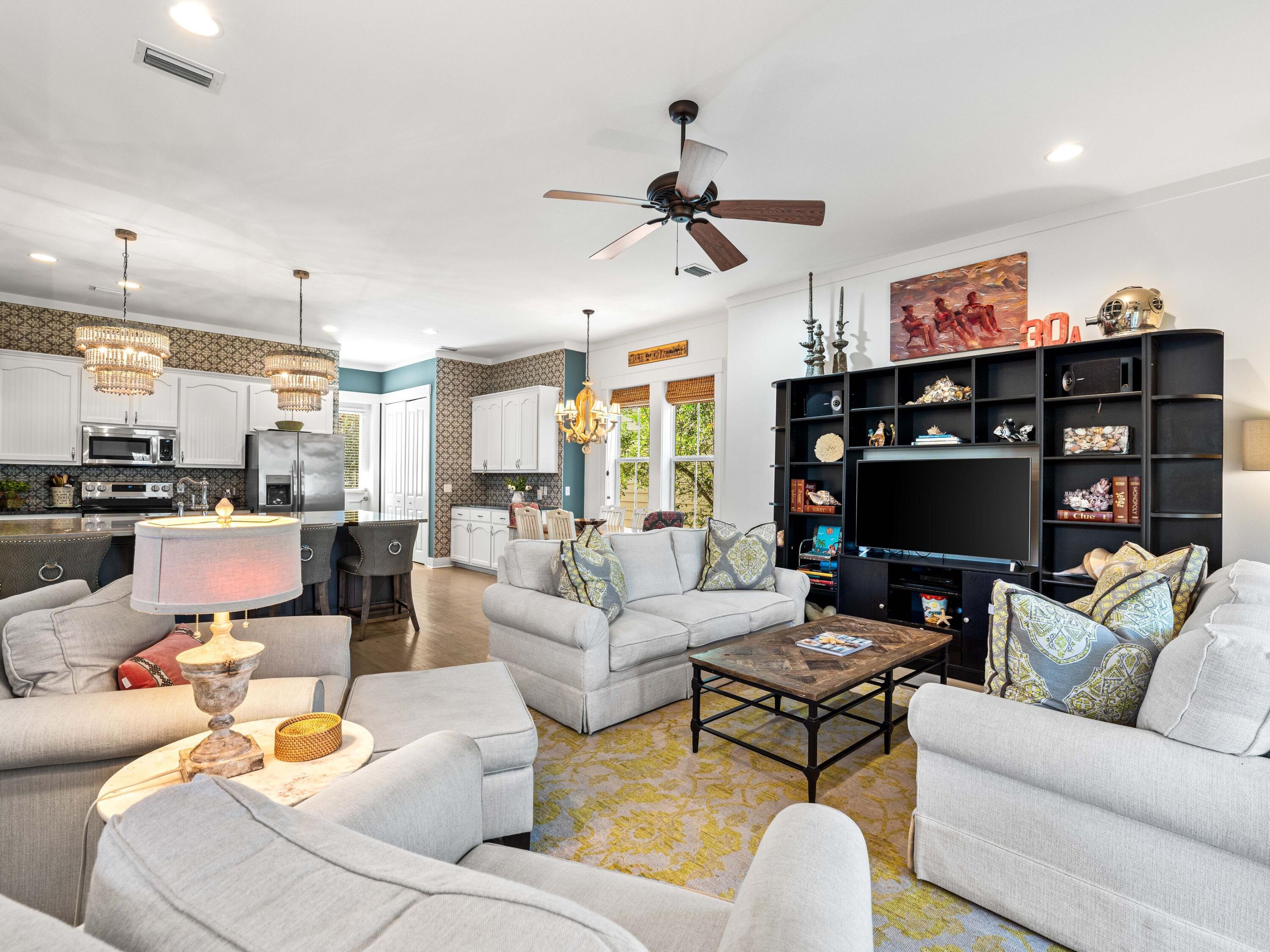 214 E Blue Crab Loop