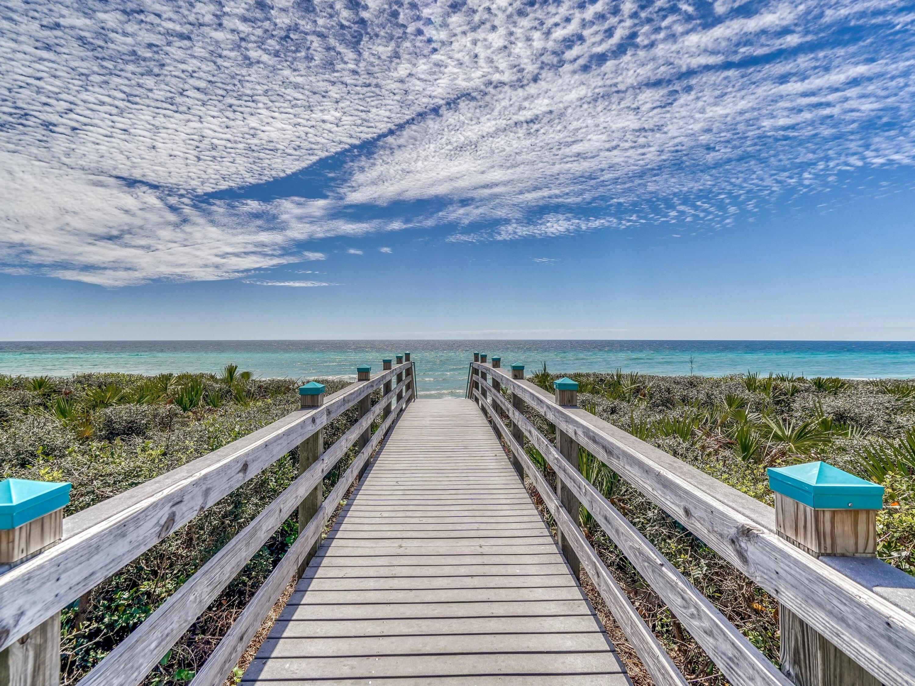 214 E Blue Crab Loop