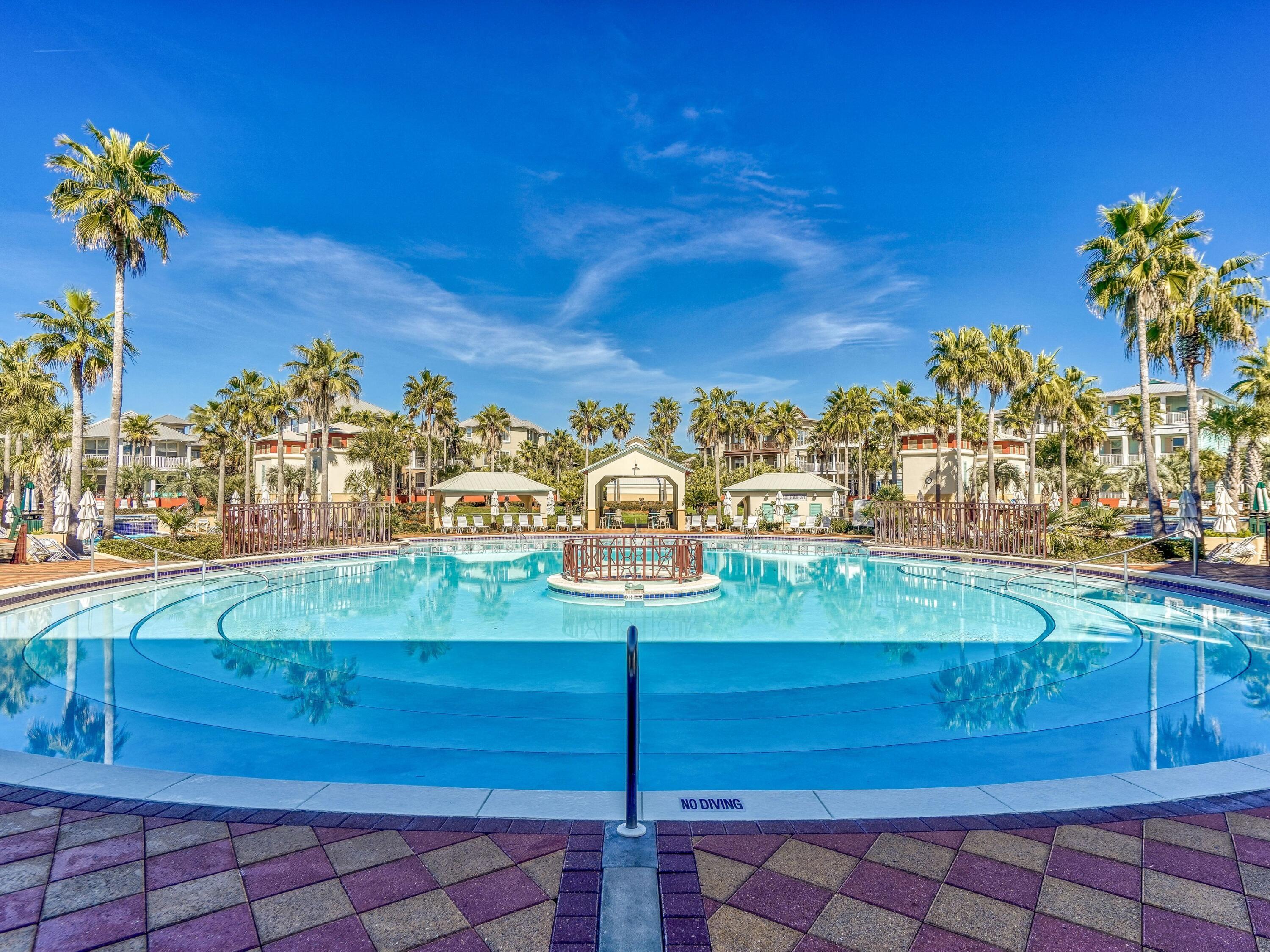 214 E Blue Crab Loop