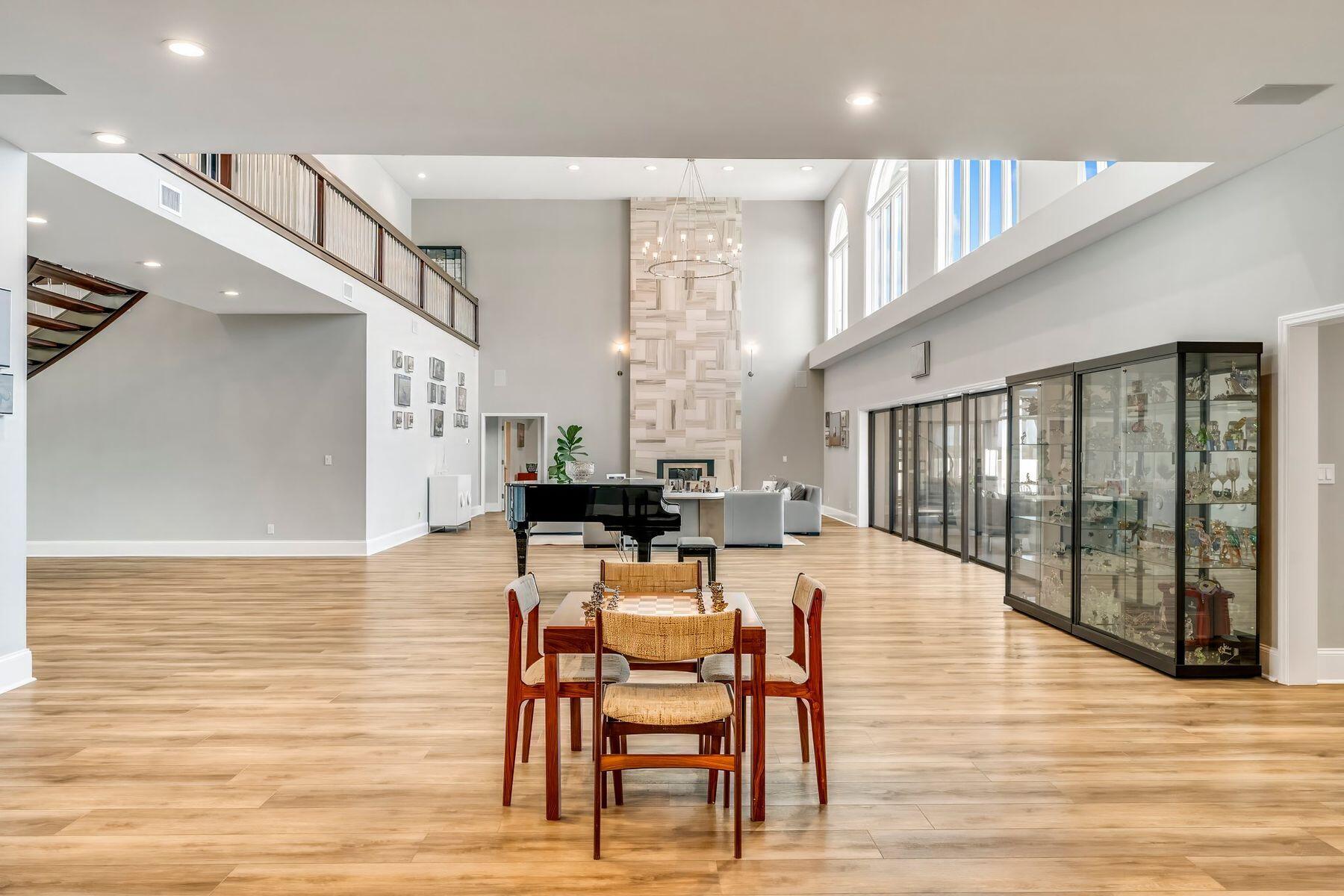 820 Gulf View Drive