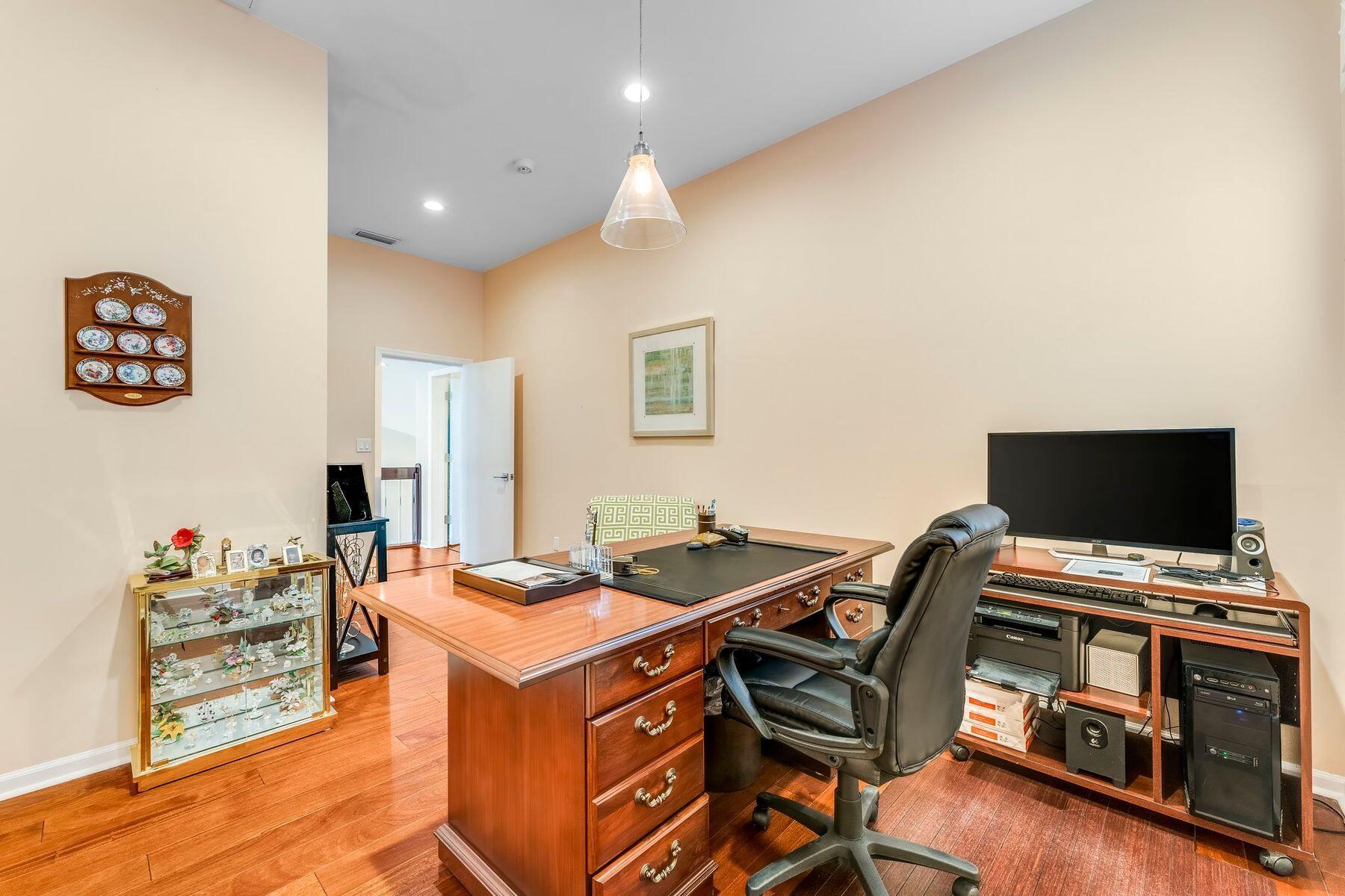 820 Gulf View Drive