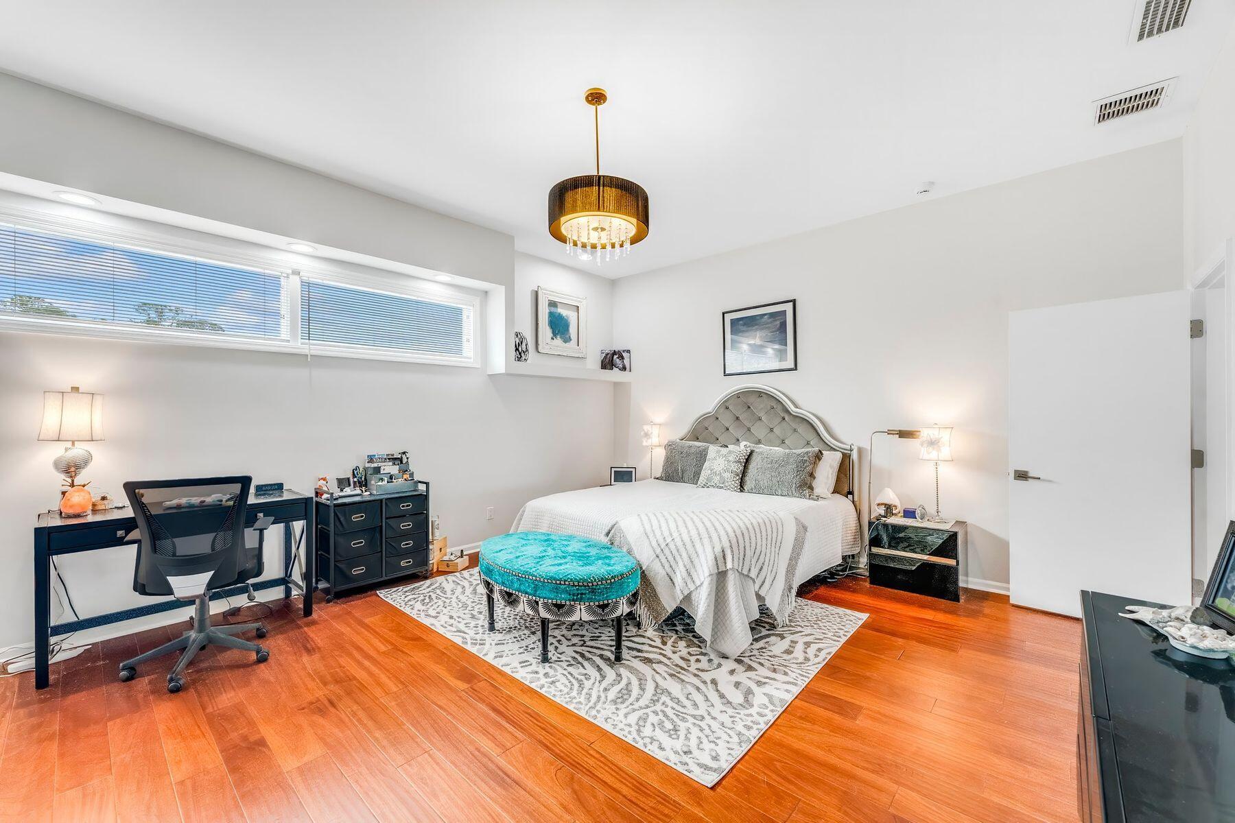 820 Gulf View Drive
