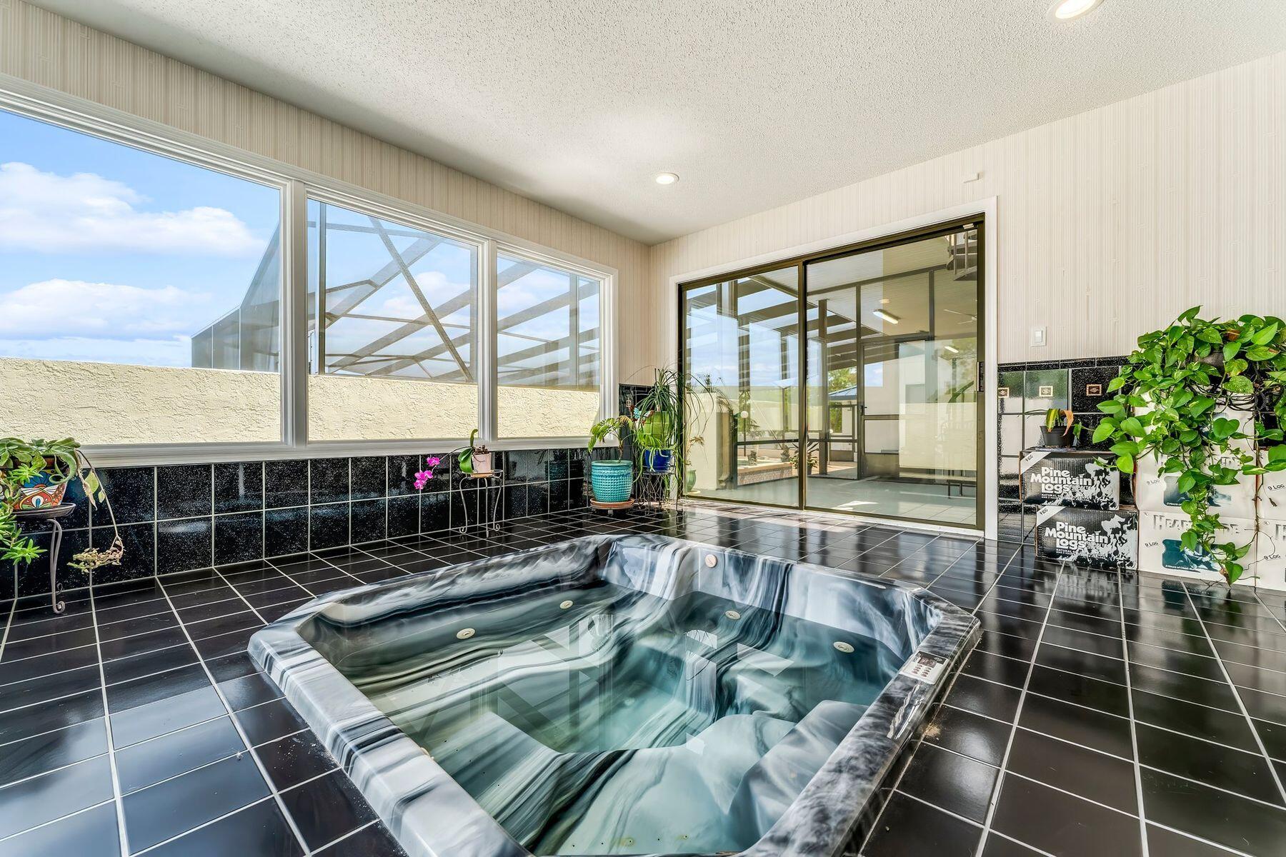 820 Gulf View Drive