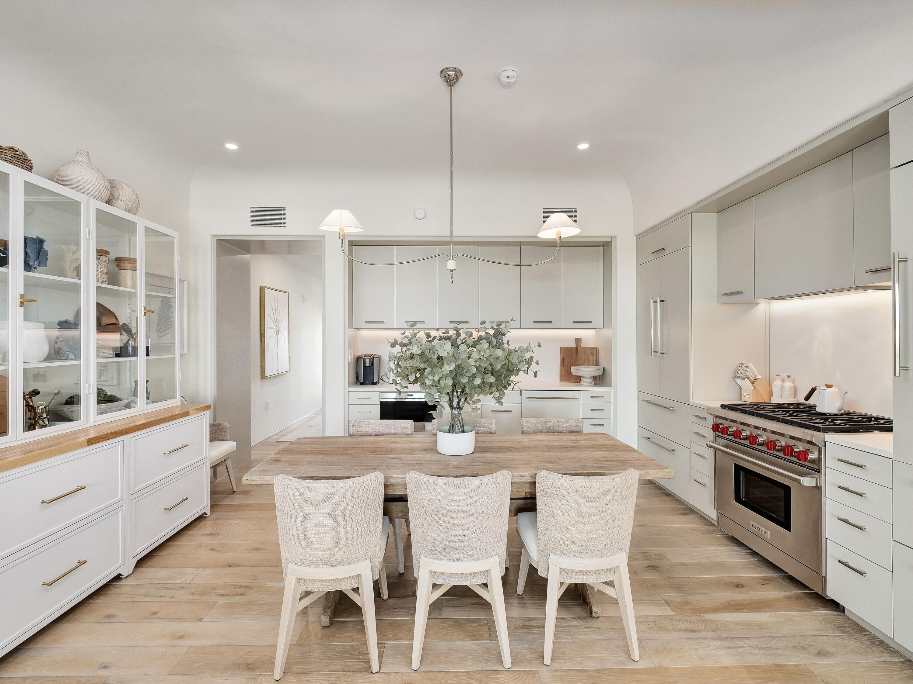 45 W Solaire Way 303