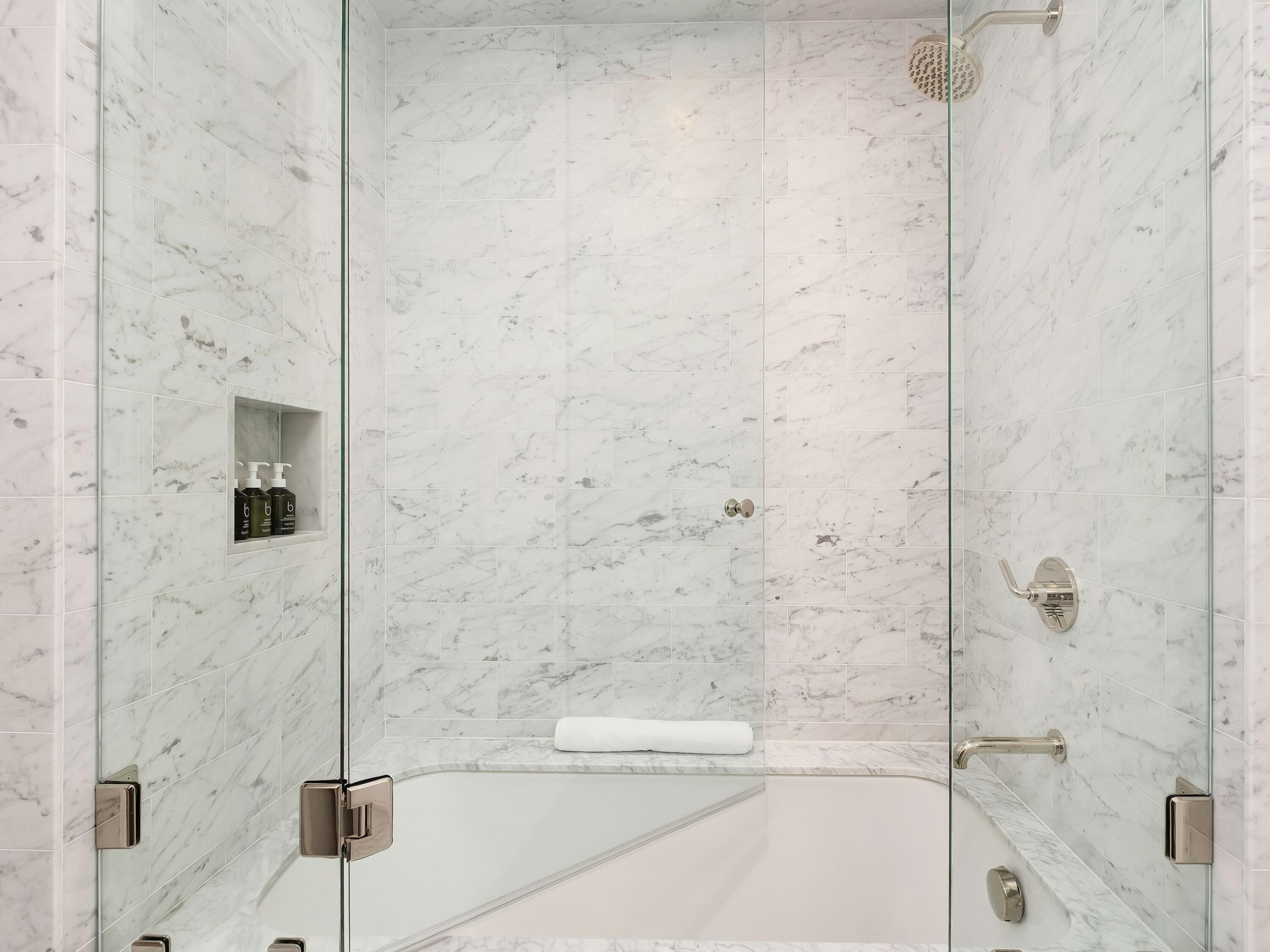 45 W Solaire Way 303