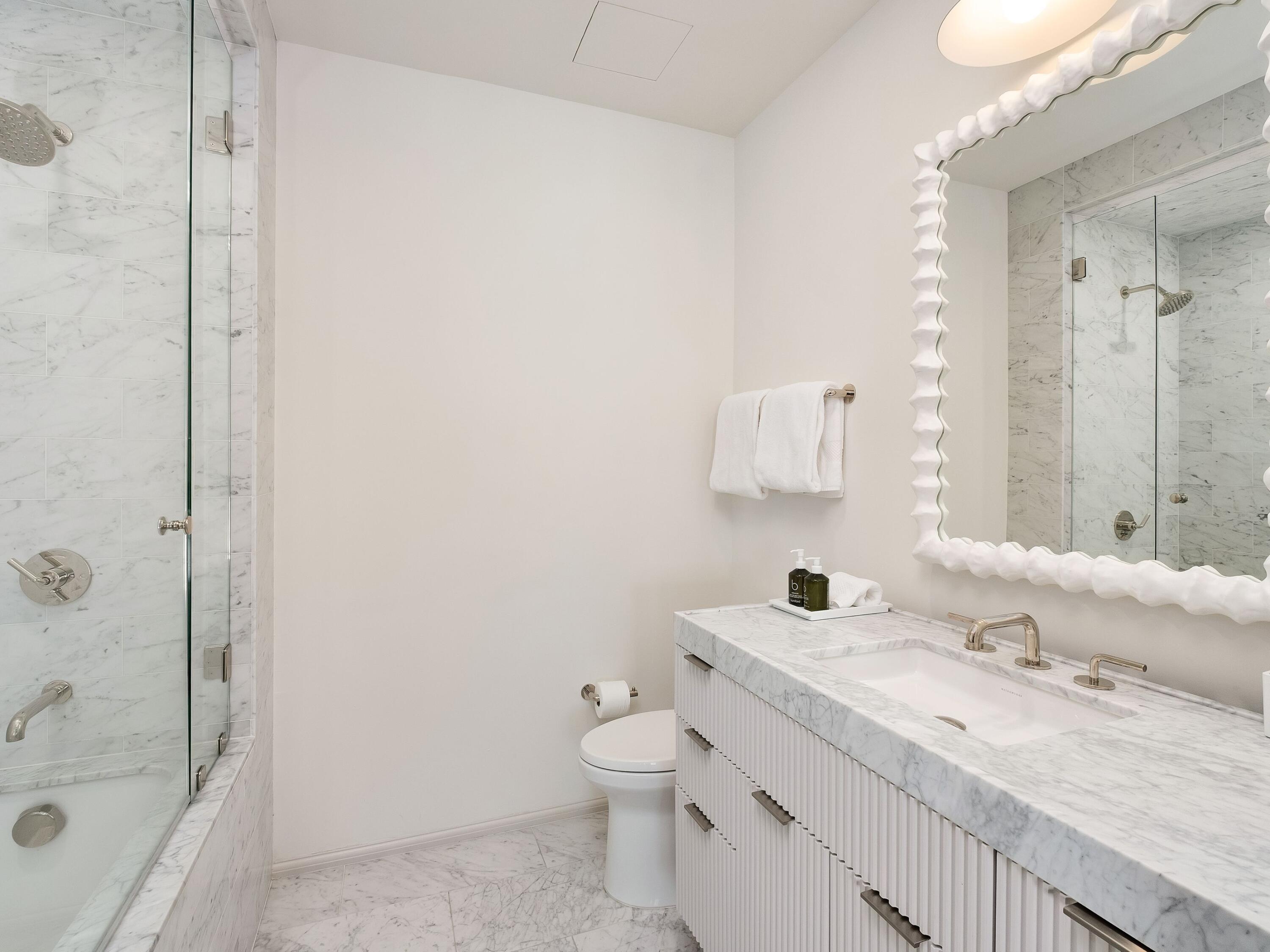 45 W Solaire Way 303