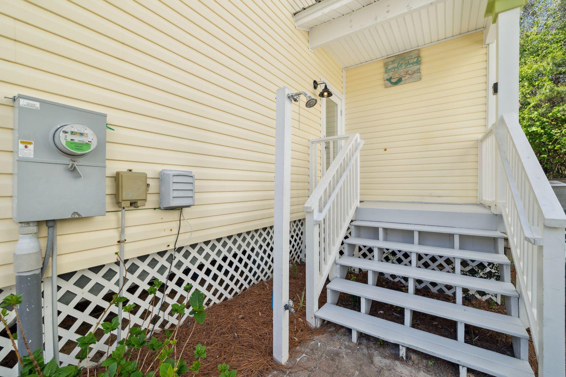 104 Emerald Dune Circle