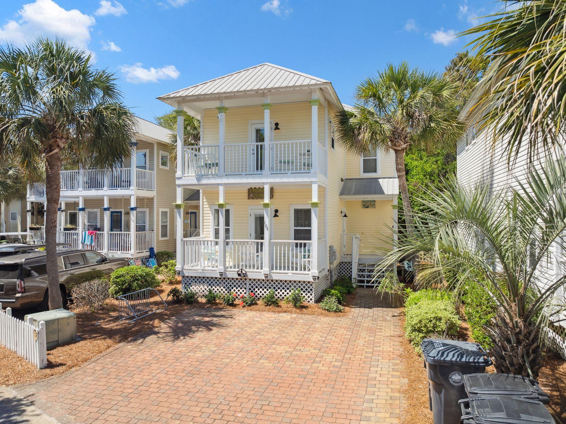 104 Emerald Dune Circle