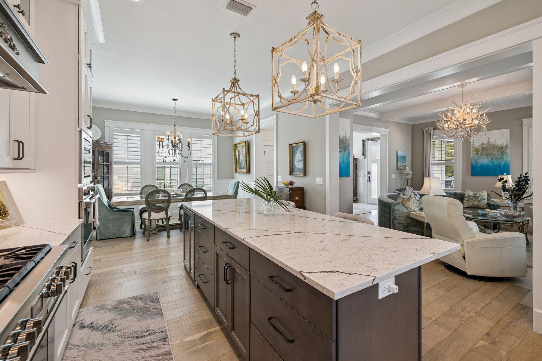 113 White Cliffs Drive