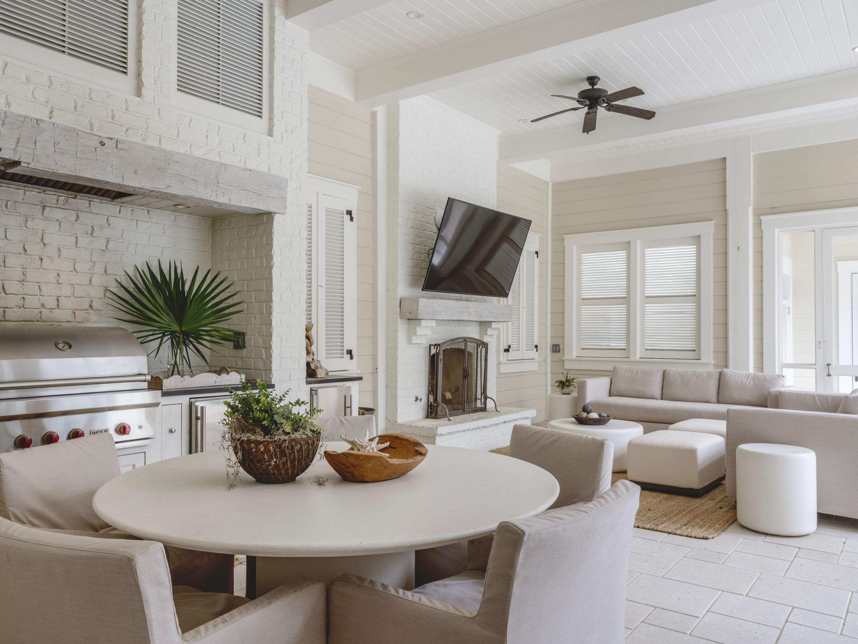 116 Wiregrass Way