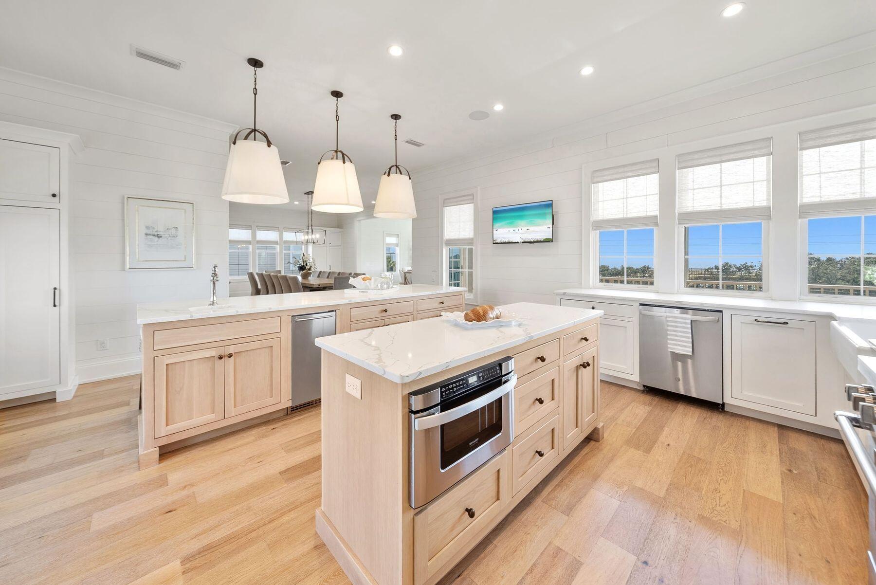 8183 E County Highway 30A