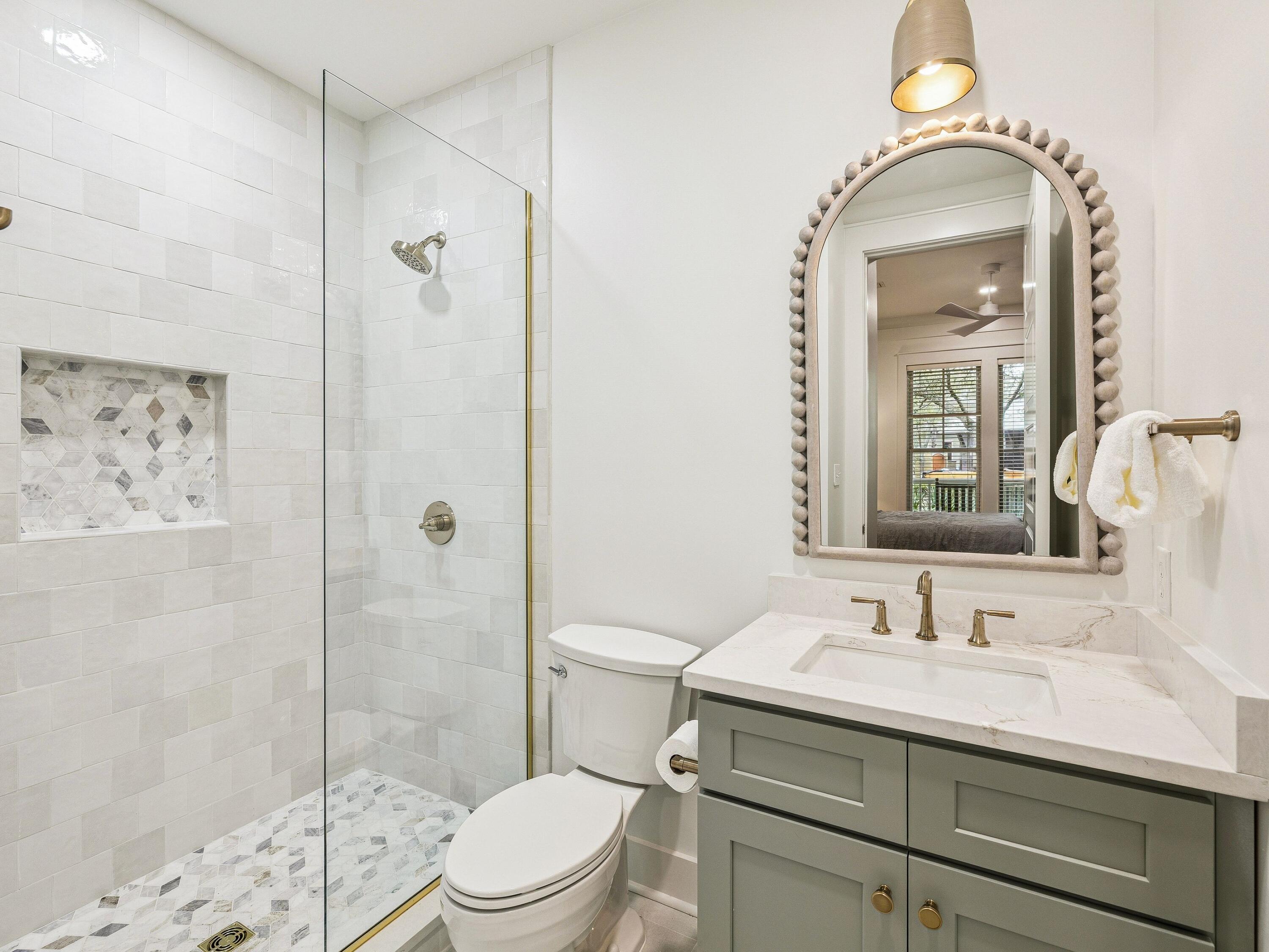 90 Silver Laurel Way