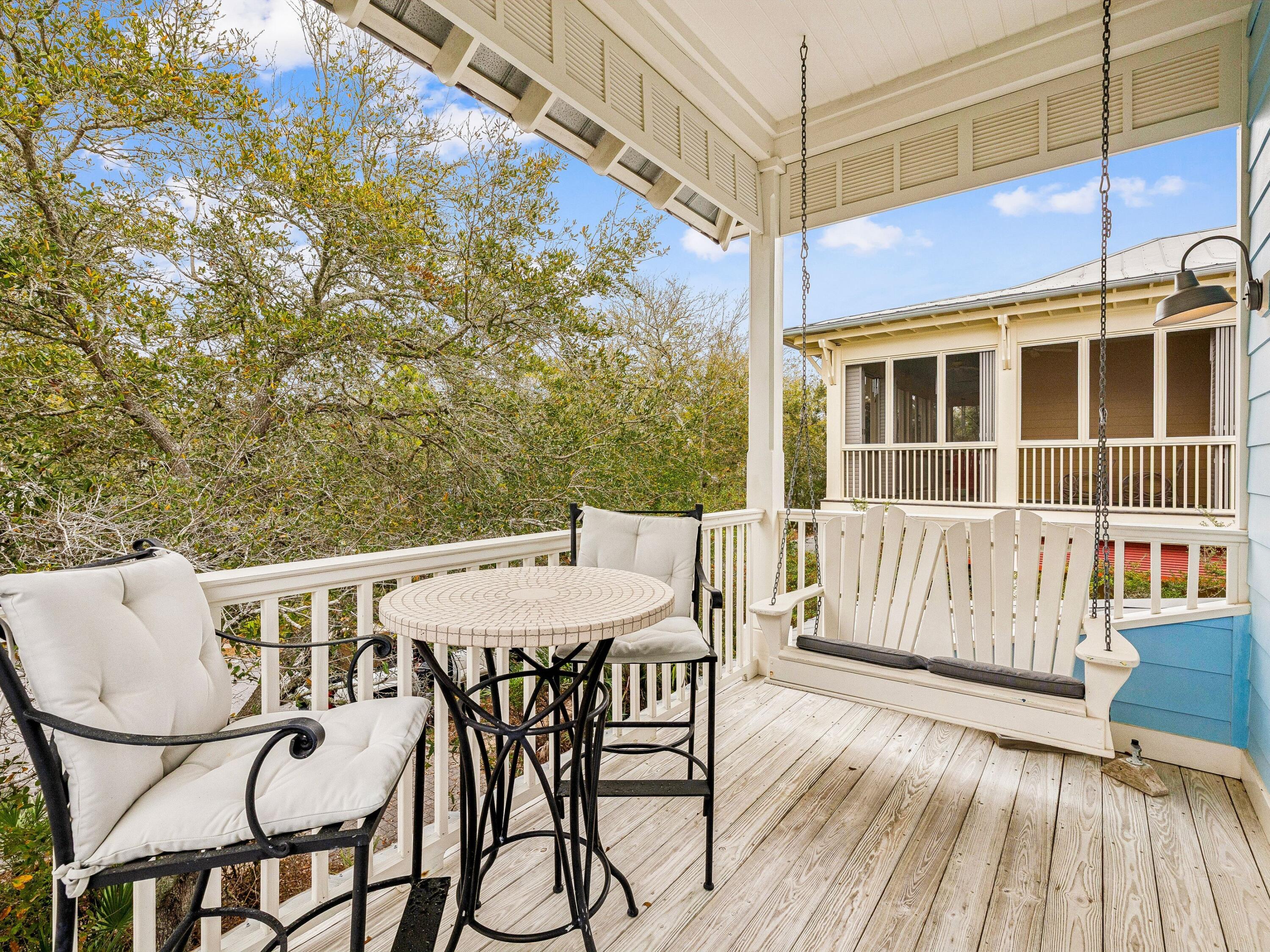 90 Silver Laurel Way