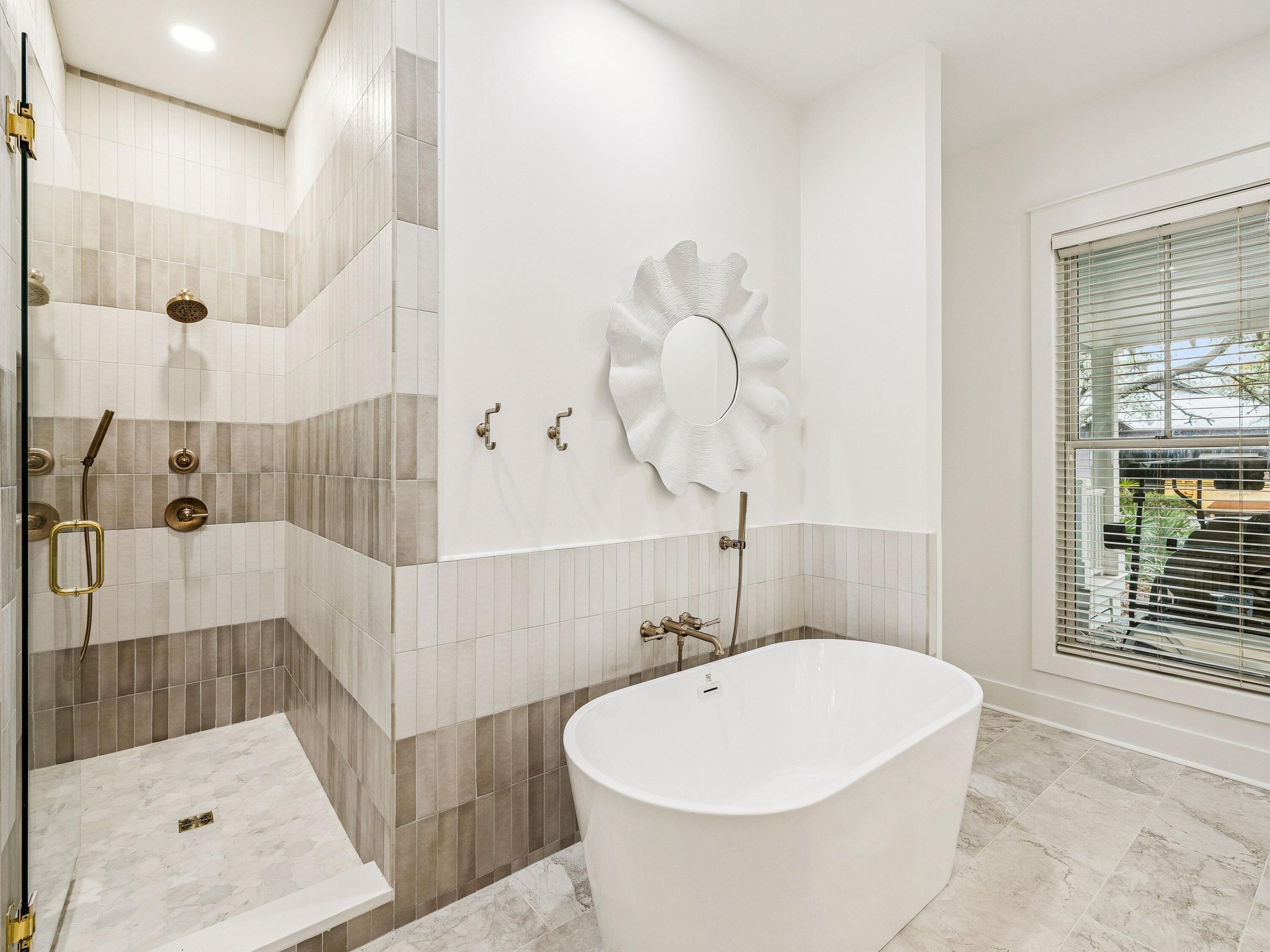 90 Silver Laurel Way