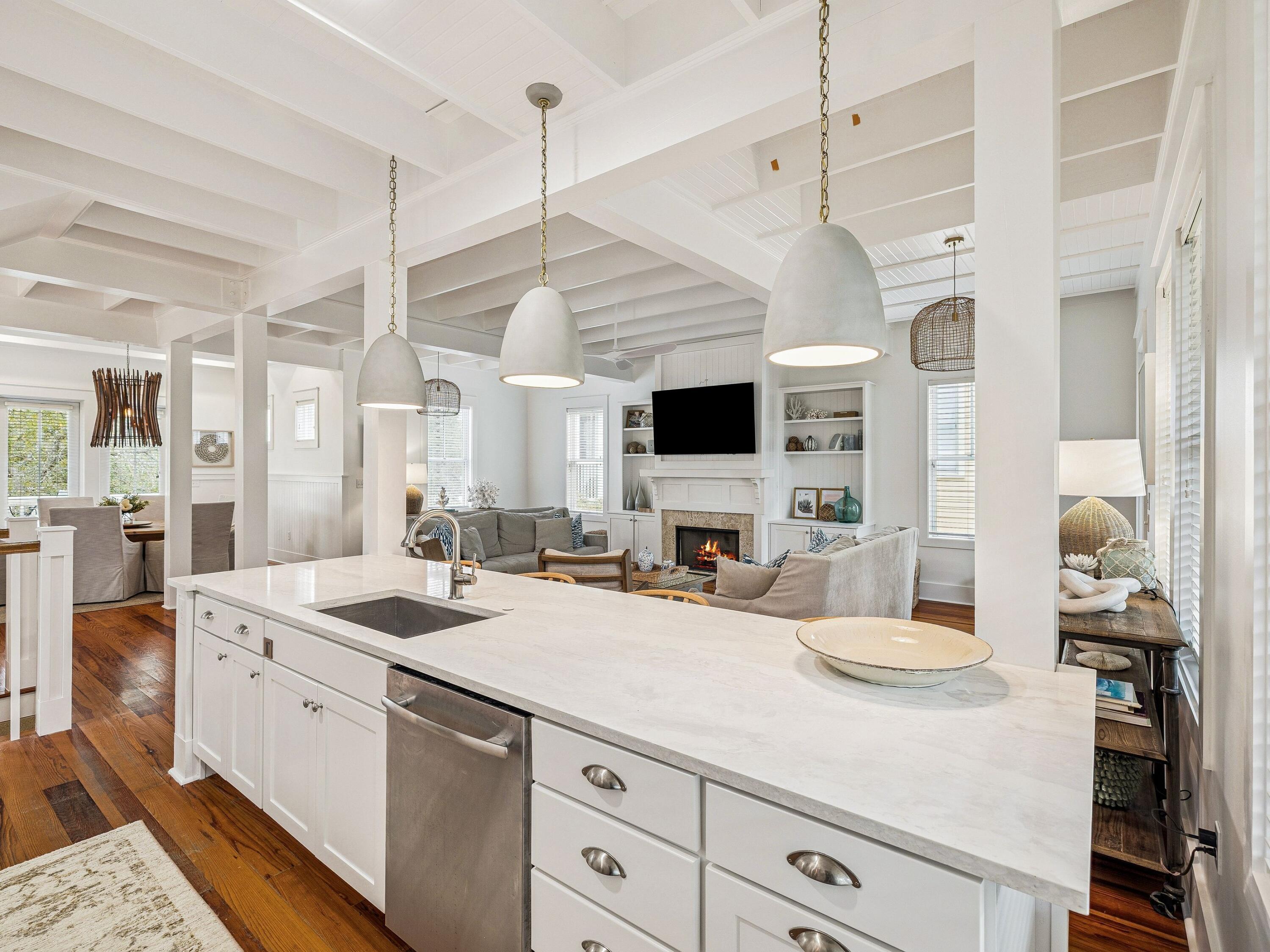 90 Silver Laurel Way