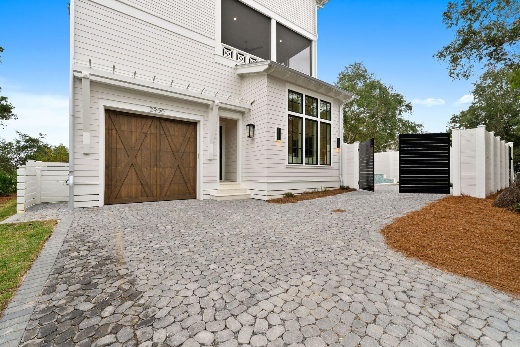 2900 S County Highway 395