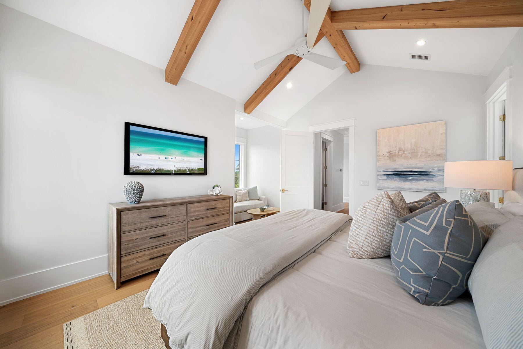 2900 S County Highway 395