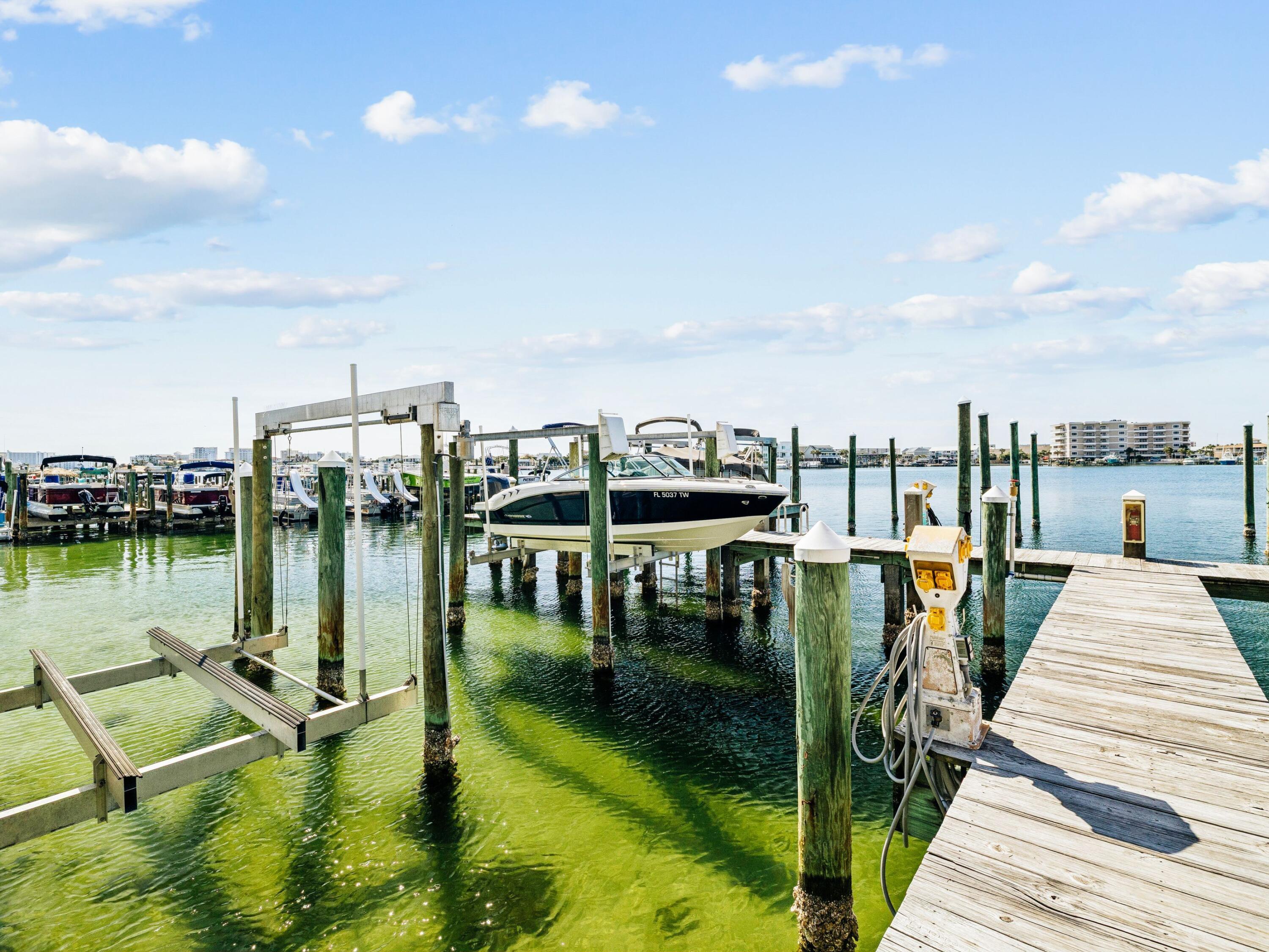 508 Harbor Boulevard 401