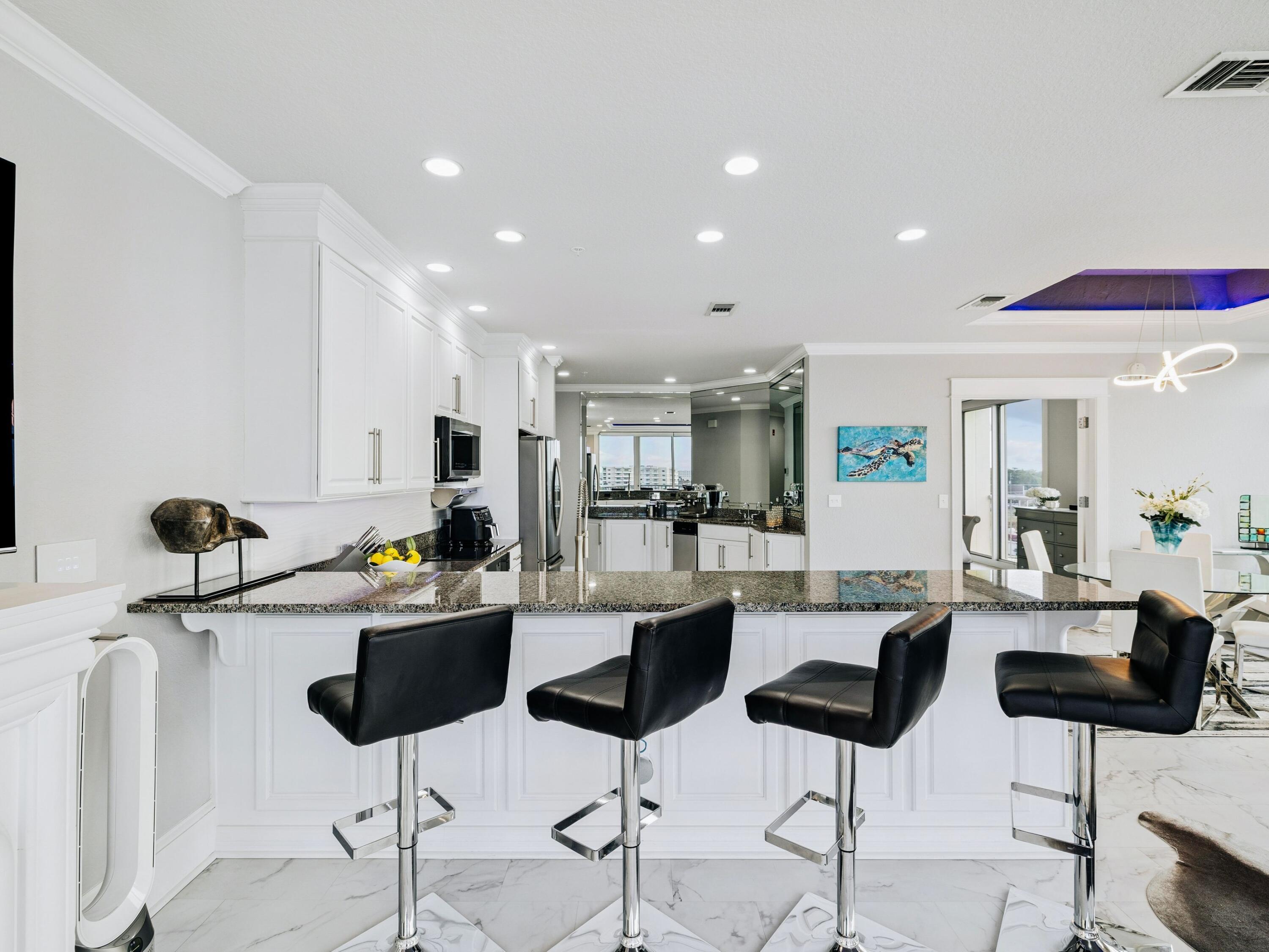 508 Harbor Boulevard 401