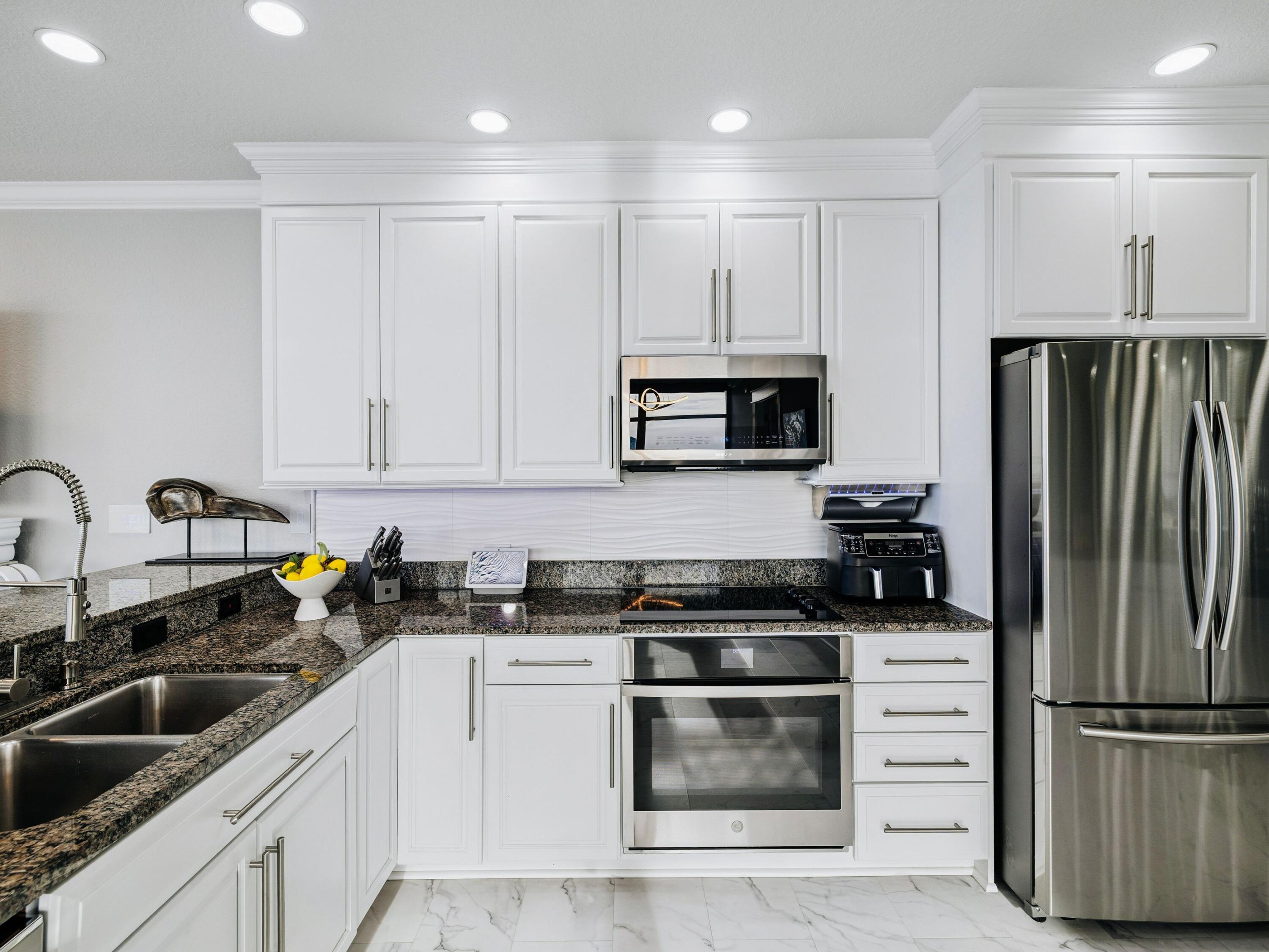 508 Harbor Boulevard 401