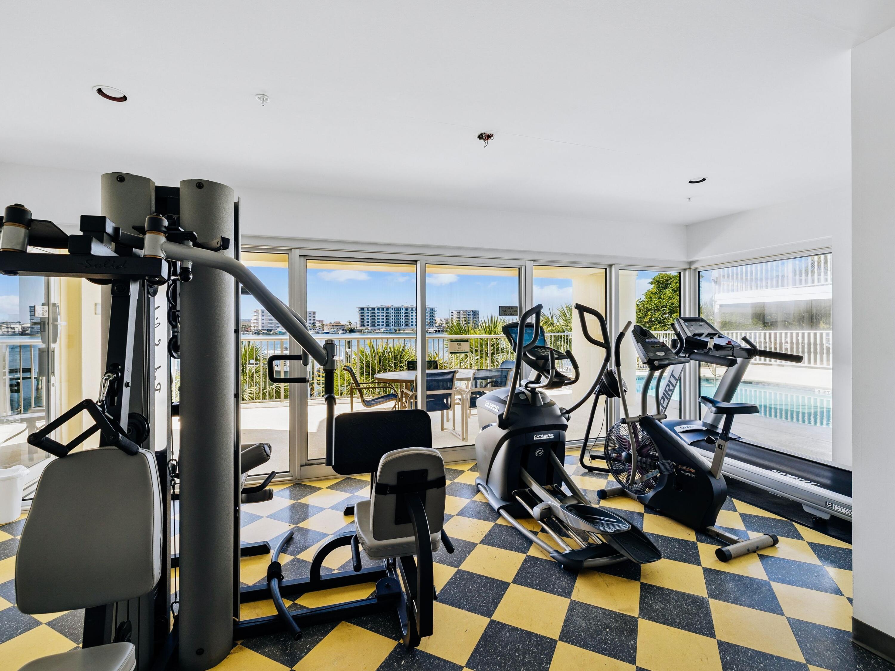 508 Harbor Boulevard 401