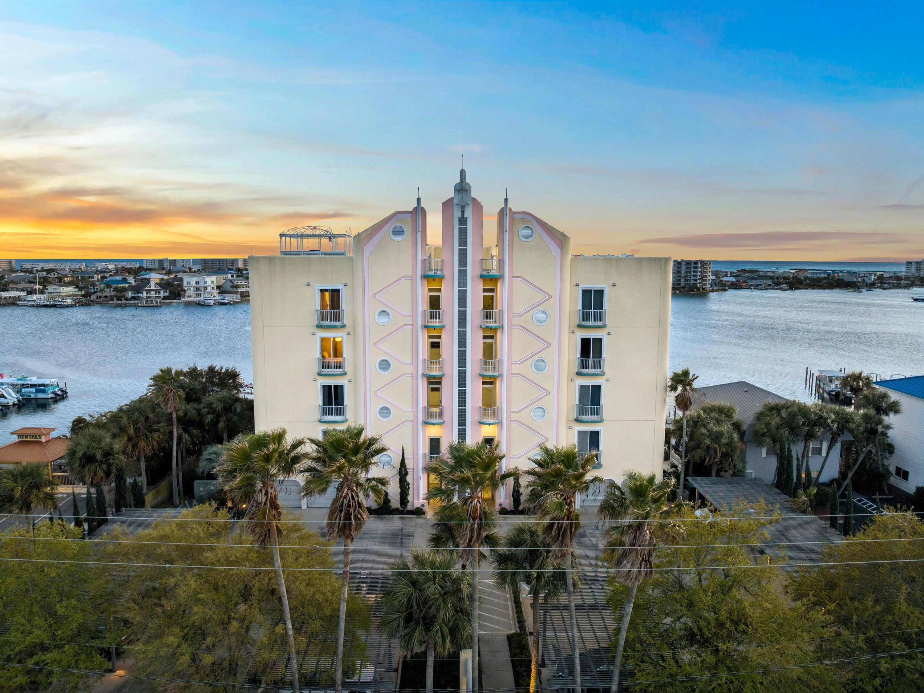 508 Harbor Boulevard 401