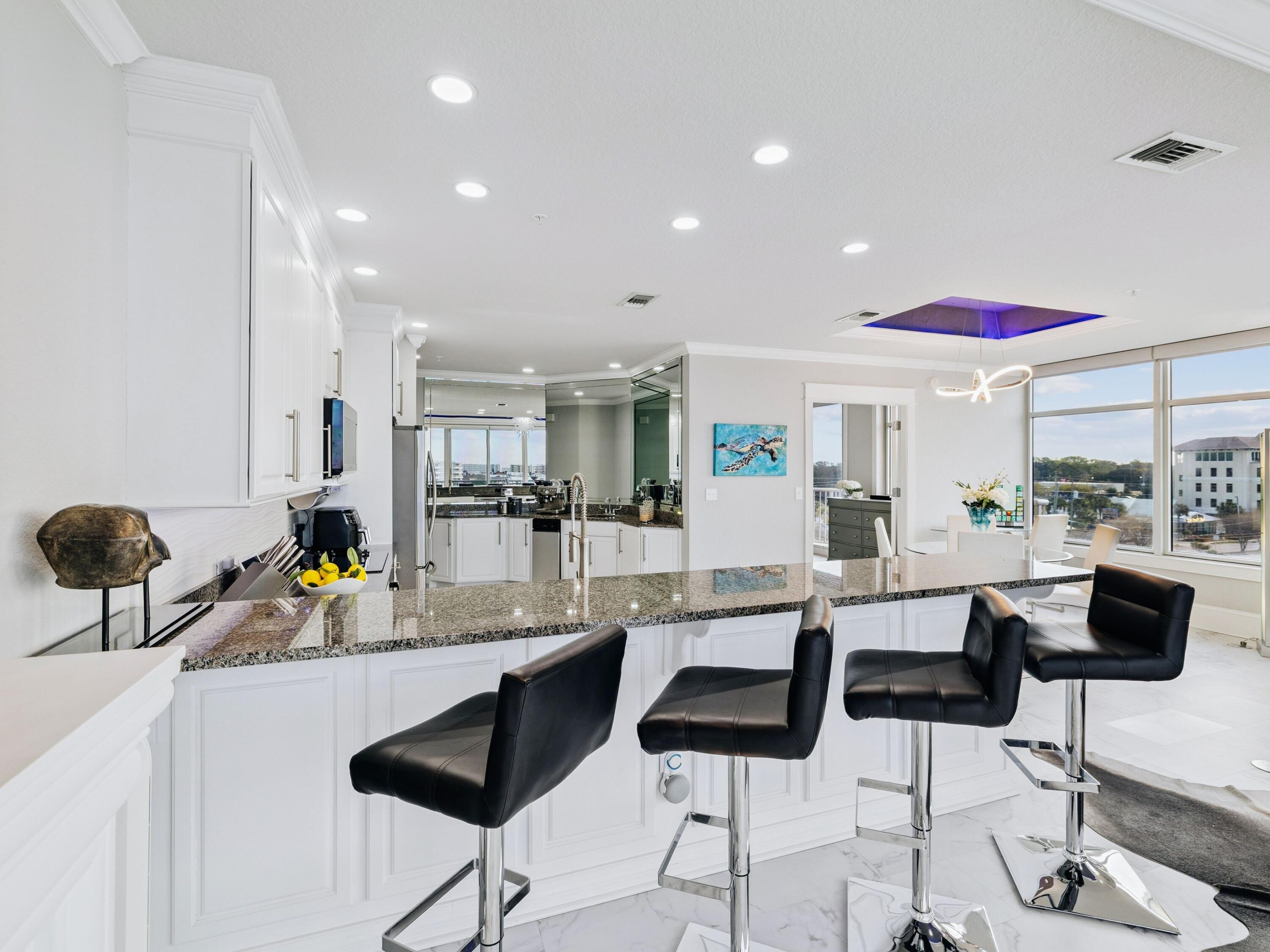 508 Harbor Boulevard 401