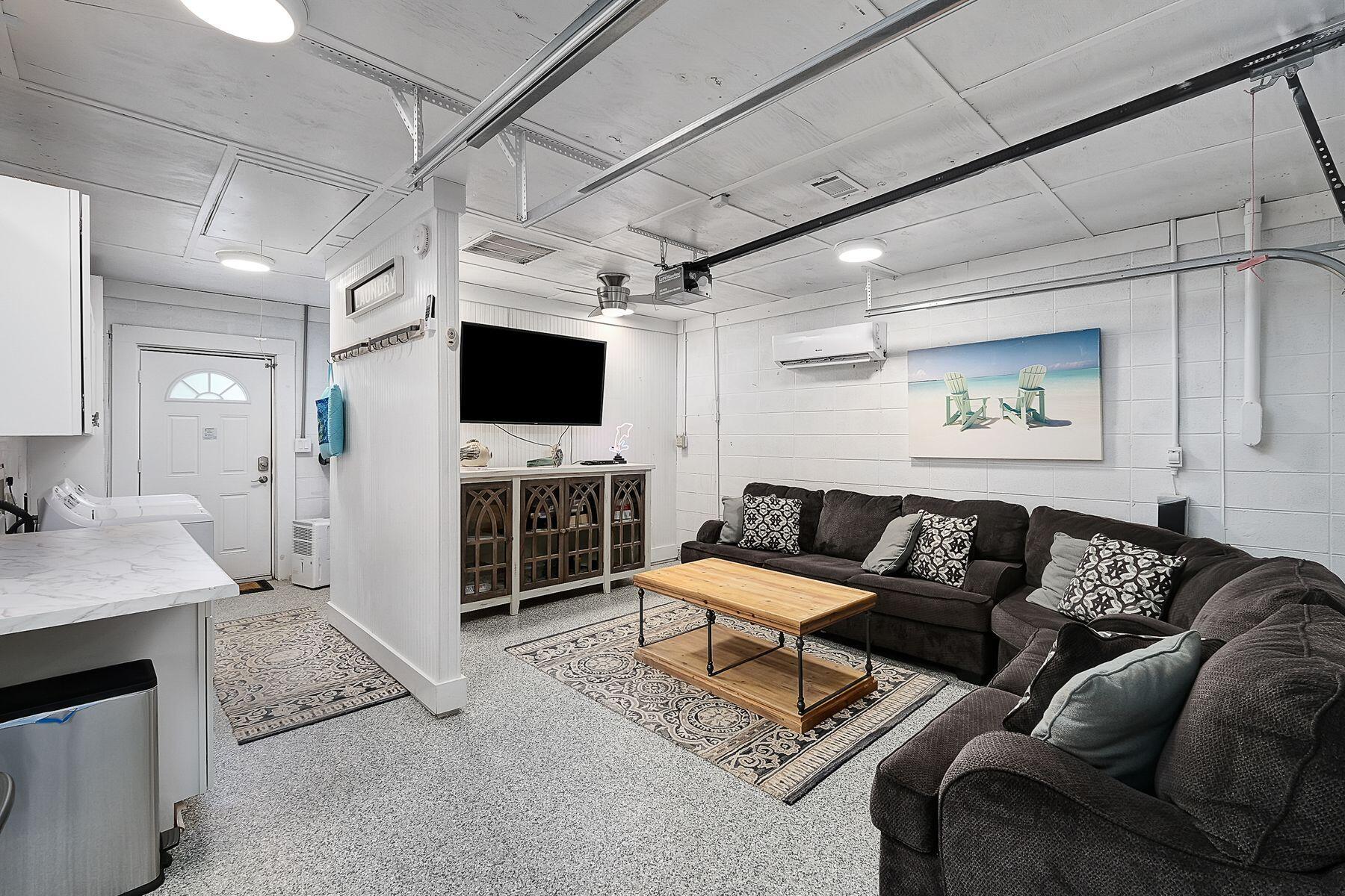 58 Montgomery Street