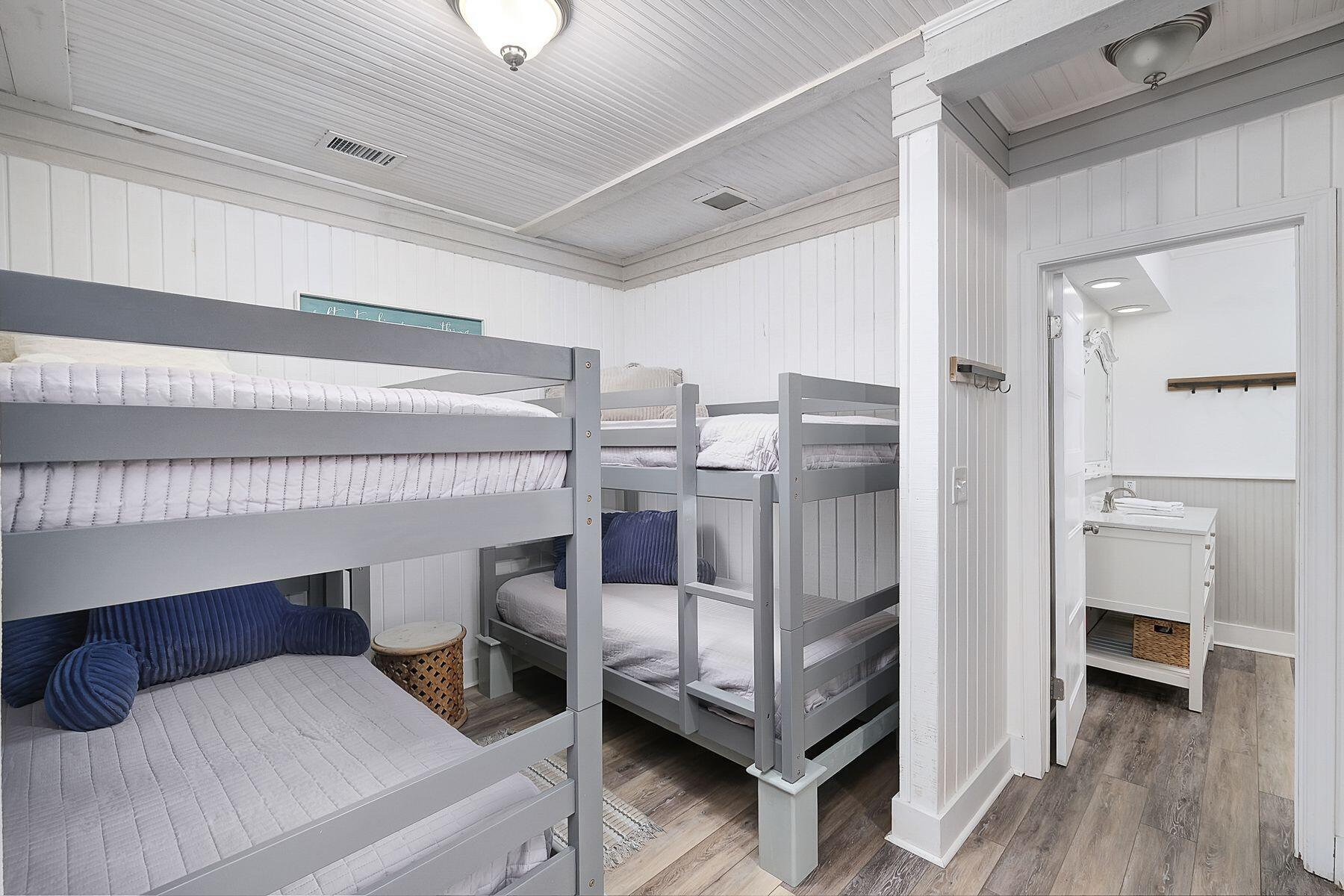 58 Montgomery Street