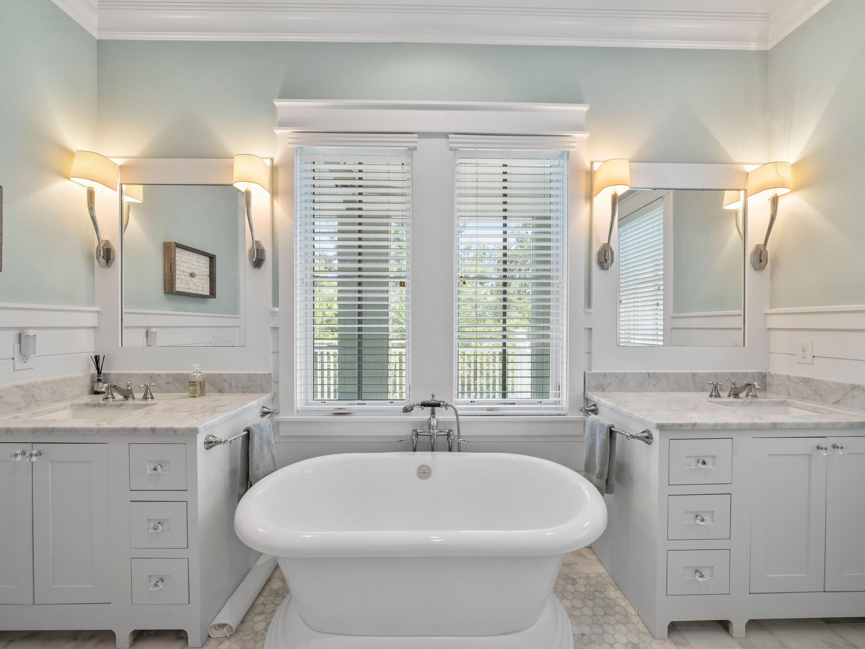 38 Shore Bridge Circle