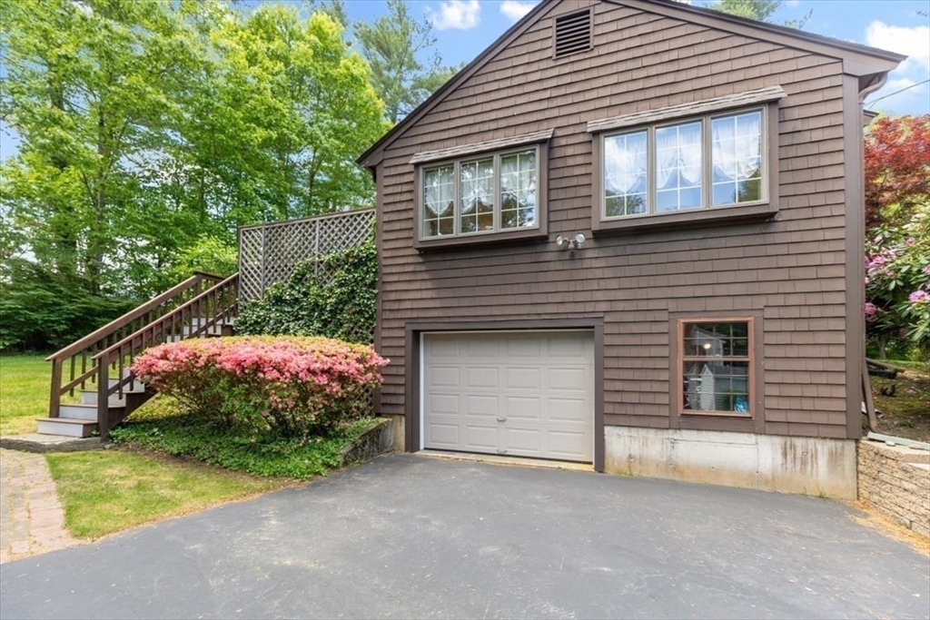 80 Buttonwood Lane ($75K Over Asking)