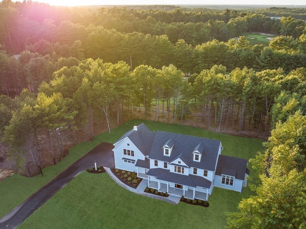 342 Country Club Way