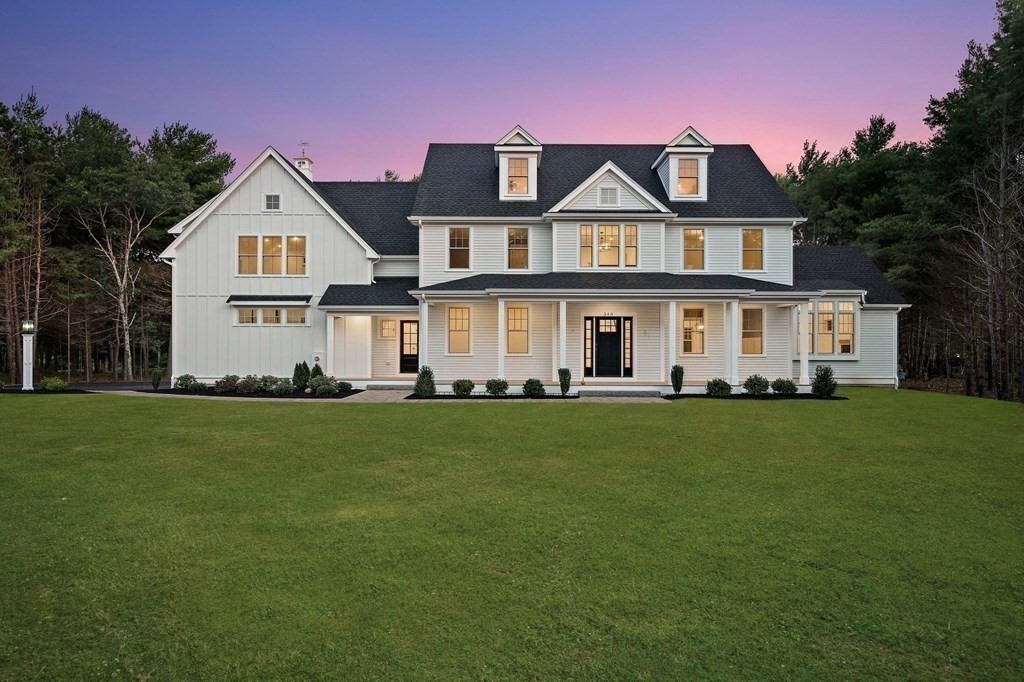 342 Country Club Way