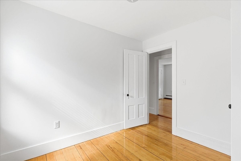 16 Howard Avenue
