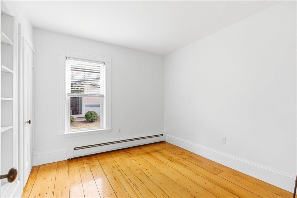 16 Howard Avenue