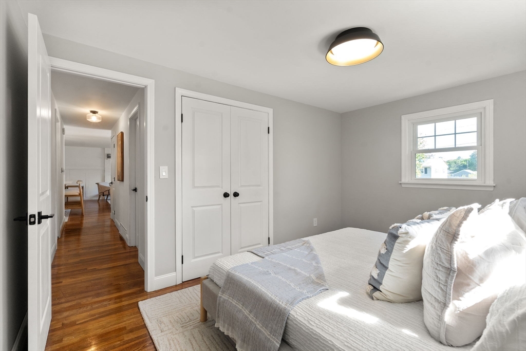 63 Massasoit Ln