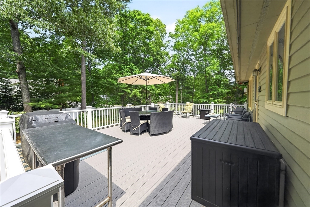 42 Willow Road