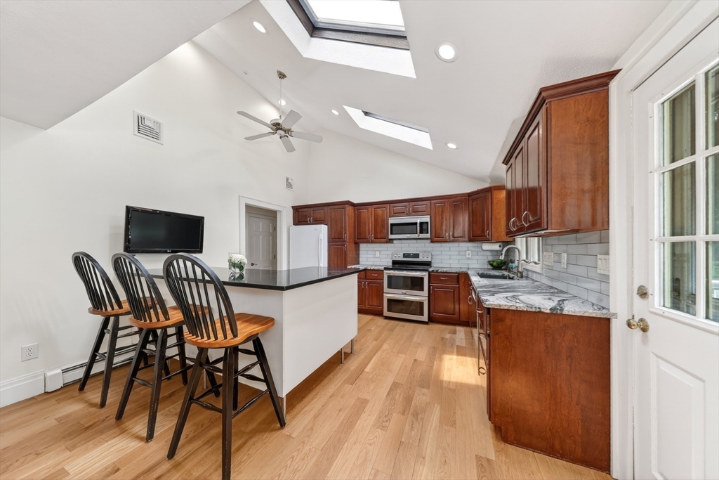 42 Willow Road