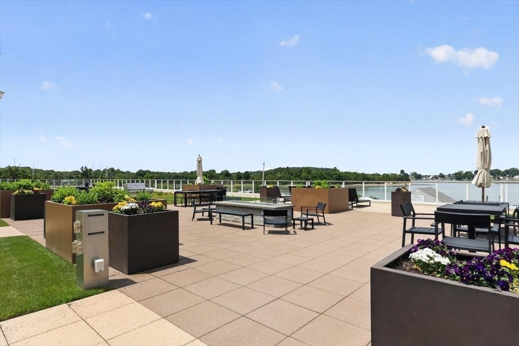 10 Shipyard Drive # 314