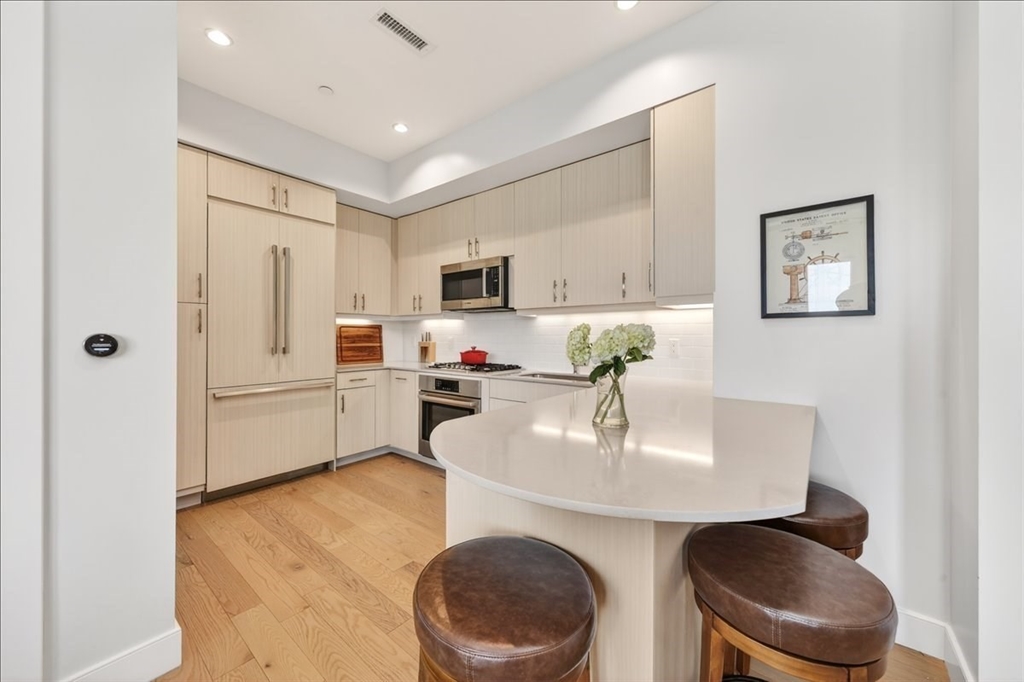 10 Shipyard Drive # 314