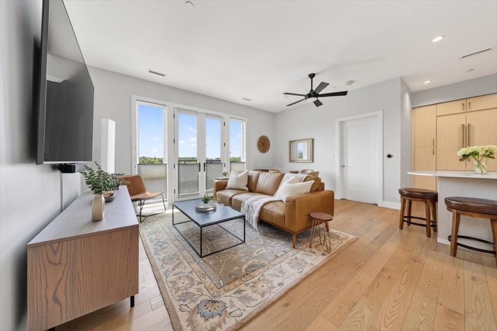 10 Shipyard Drive # 314