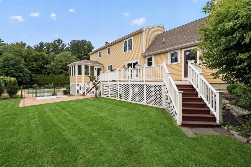 72 Beckford Farm Road
