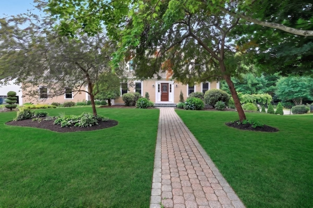 72 Beckford Farm Road