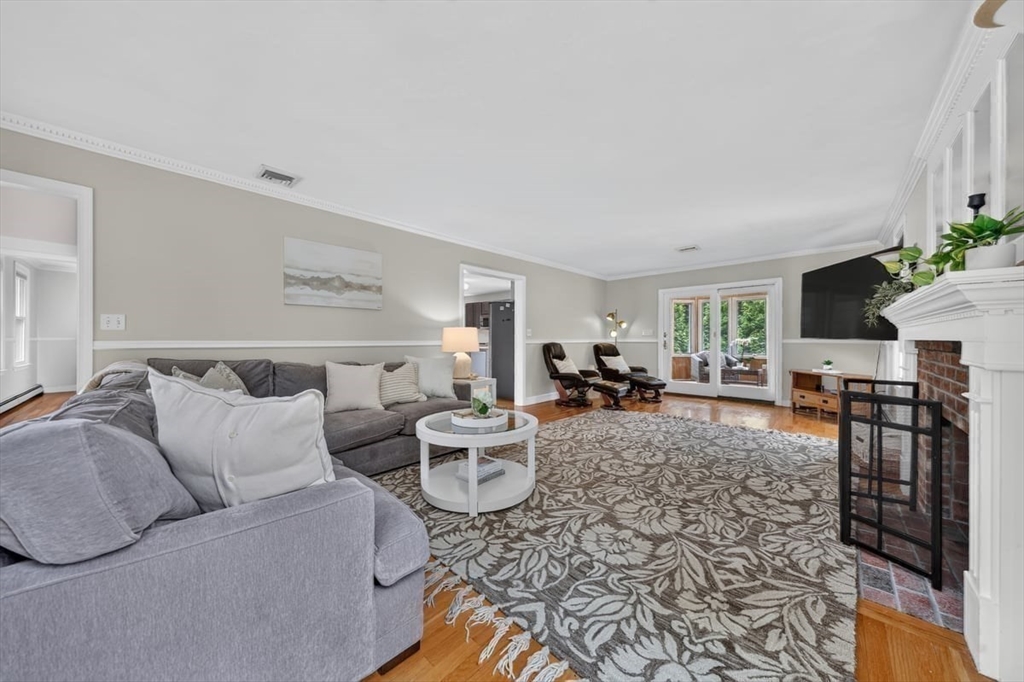 72 Beckford Farm Road
