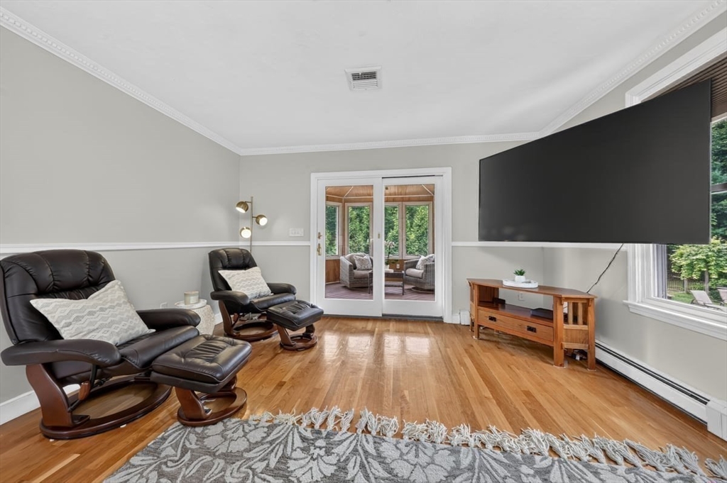 72 Beckford Farm Road