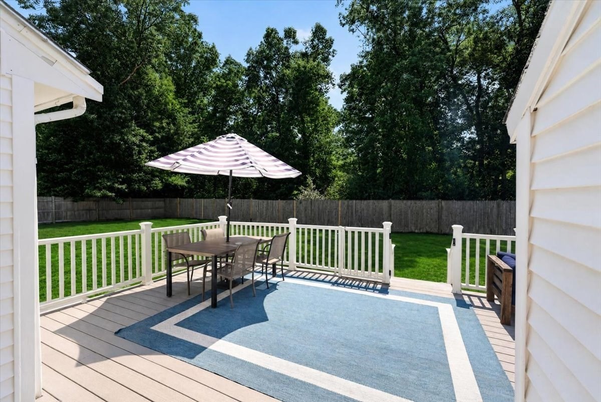 27 John Adams Drive