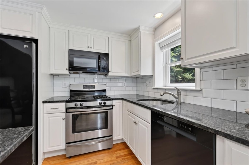 27 John Adams Drive